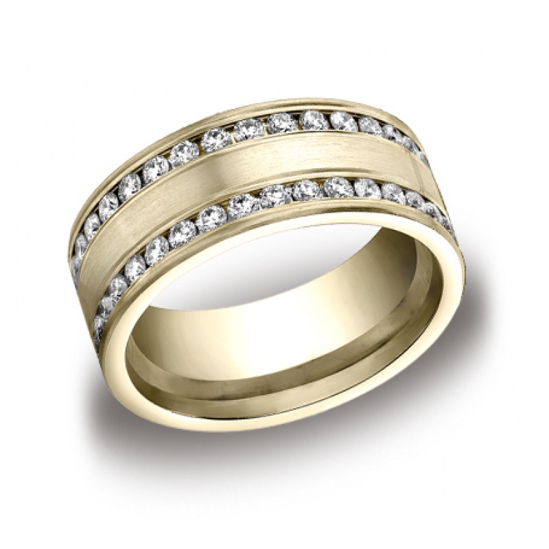 Diamonds Yellow Gold 8mm Diamond Band