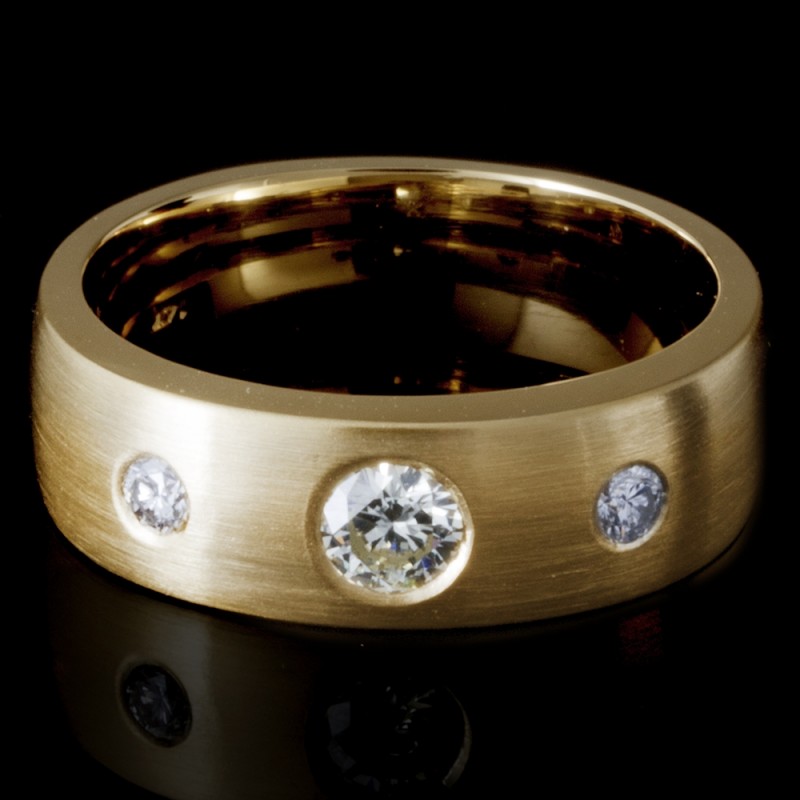 Ladies Custom 3-Diamond Band in 14k Yellow Gold