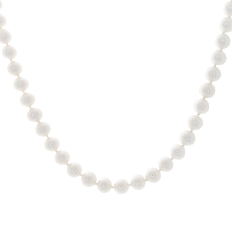 Ladies Freshwater Pearl NEcklace with 14k White Gold Lock
