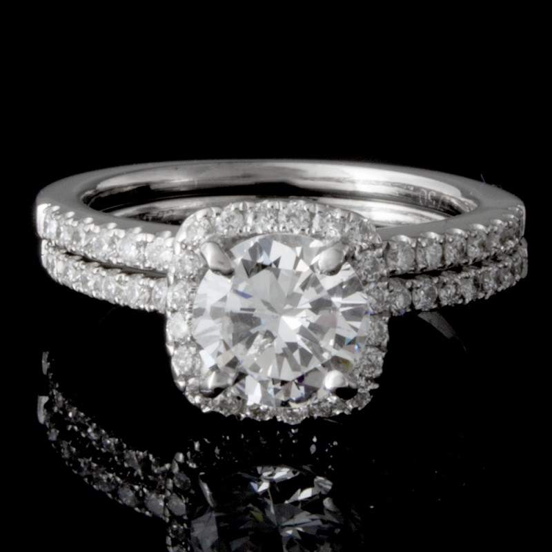 1.38 CTWT Round Cut Diamond Halo Engagement Ring