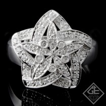 14k White Gold Ladies Fashion Diamond Ring with 0.29 carat Round Brilliant Cut Diamonds 