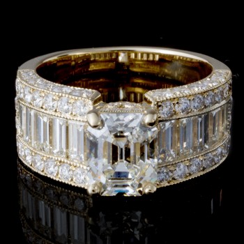 Ladies 14k Yellow Gold Custom Design Emerald Diamond Ring
